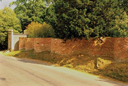 Figure 4 The Bramfield crinkle-crankle or forcing wall Image Credit Ian Dufor